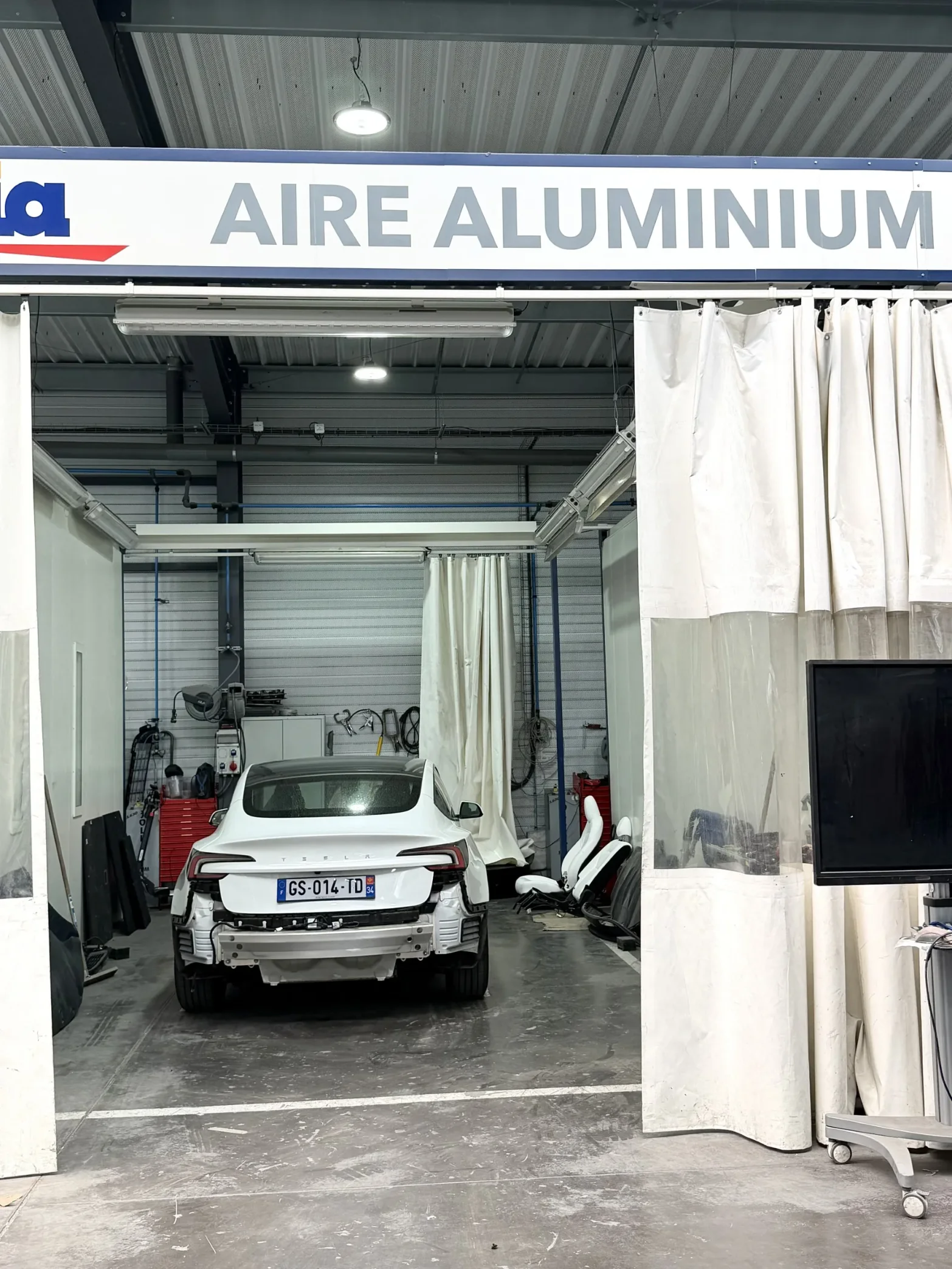 Aire aluminium de l’atelier de CDR Montpellier Garosud